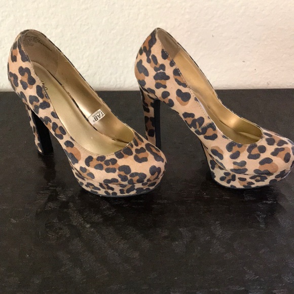 Mossimo leopard print platform pump - Picture 1 of 8